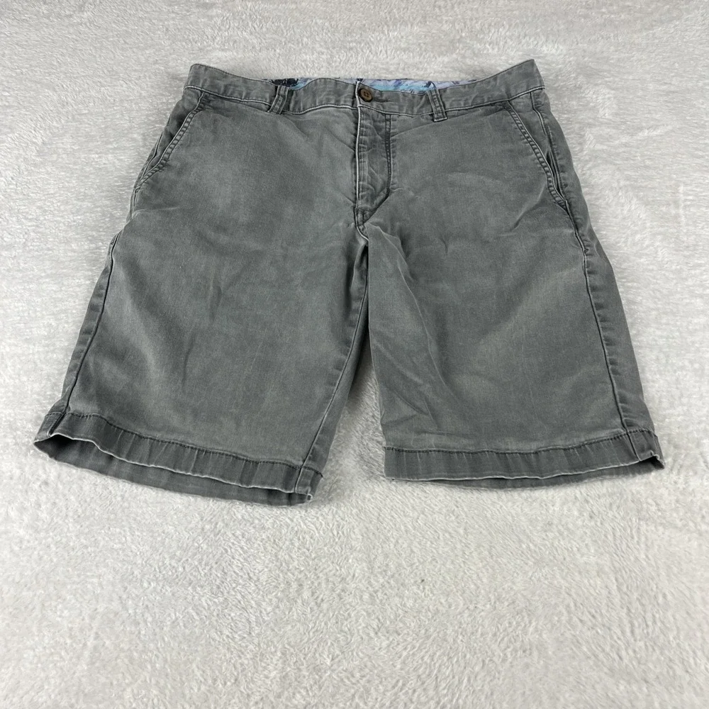 Tommy Bahama Chino Shorts Mens 32 Gray Excellent Cotton Tencel Blend Flat Front